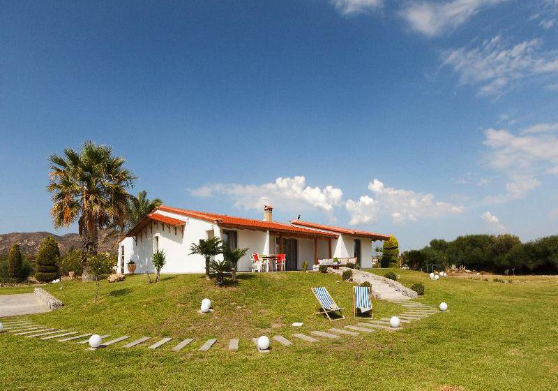 בית מלון כפרי Rhodian Villa