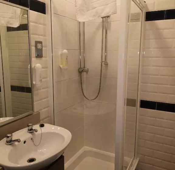 فندق The Brocket Arms Wetherspoon