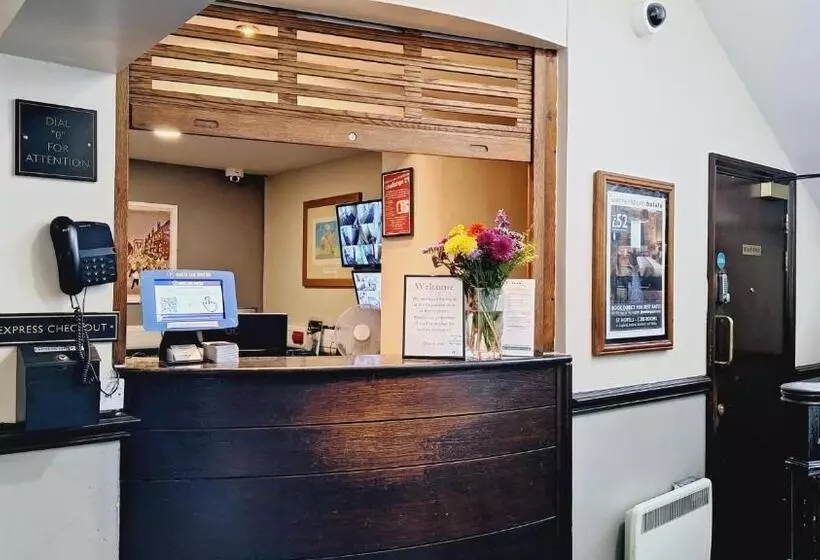 فندق The Brocket Arms Wetherspoon