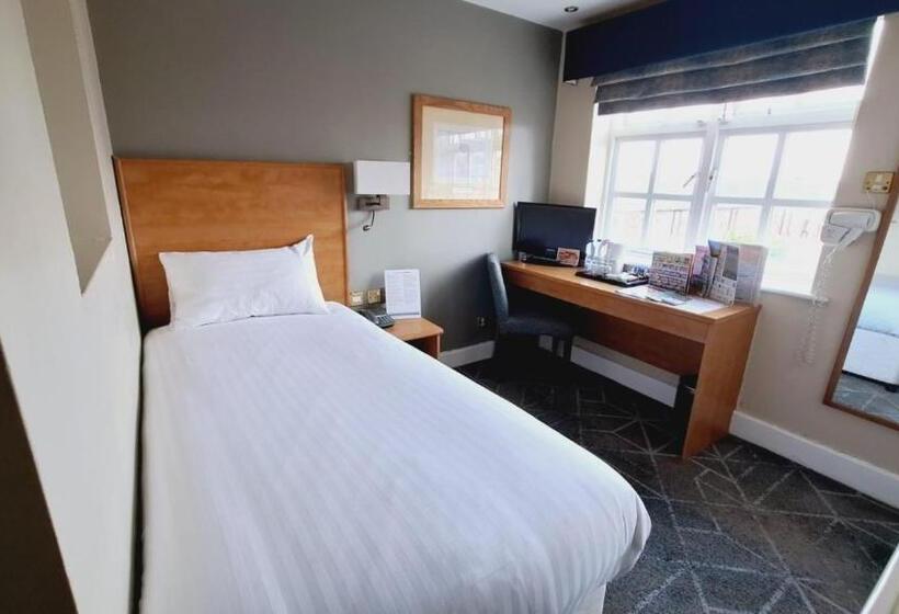 فندق The Brocket Arms Wetherspoon