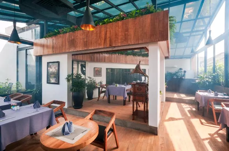 Отель The Privilege Boutique