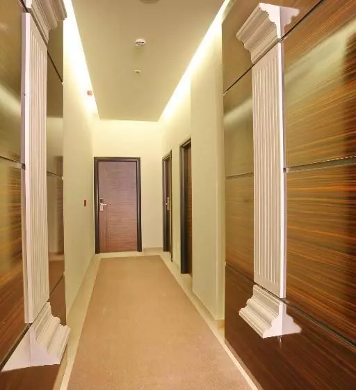 هتل Theater Belgrade