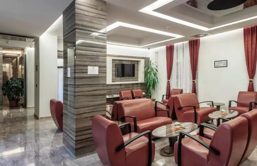 هتل Theater Belgrade