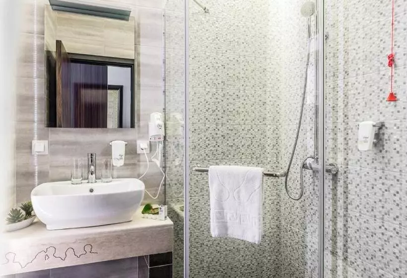 هتل Theater Belgrade