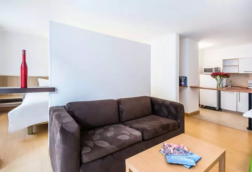 Отель Viaggio Virrey