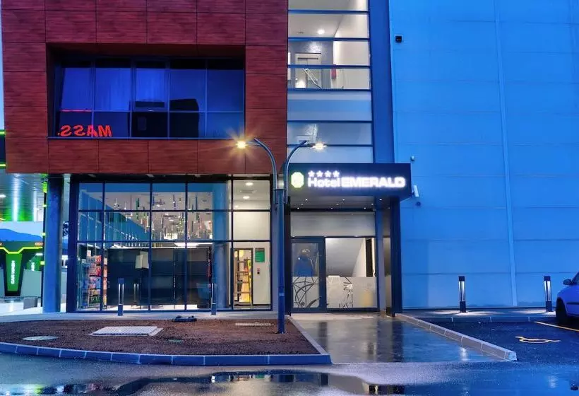 هتل Emerald