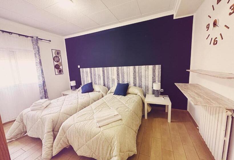 בית מלון כפרי Fonda Aparicio