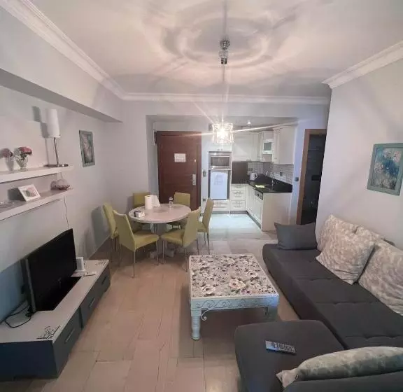 ホテル Luxery Suite Goldcity Gold City Alanya