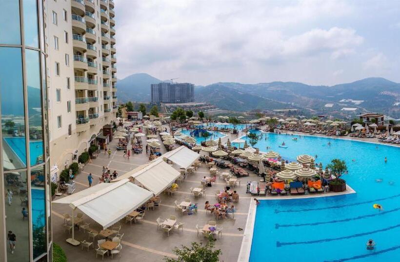 בית מלון כפרי Luxery Suite Goldcity Gold City Alanya