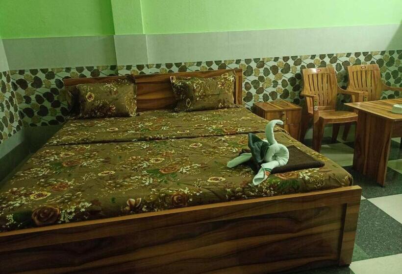 Hotel Oyo Sai Inn, A Guest House