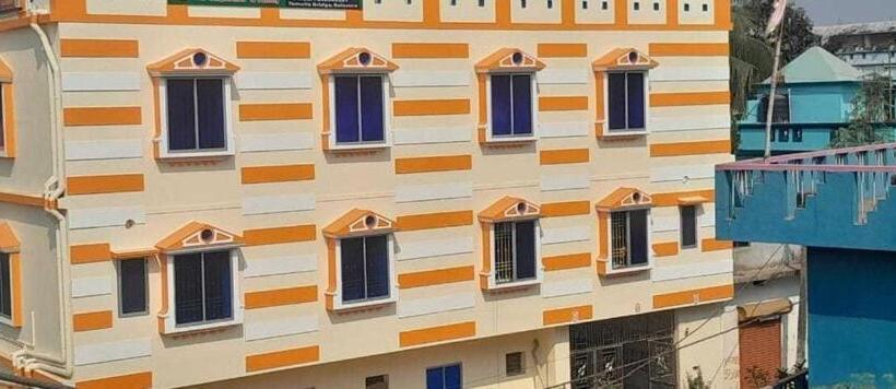 Hotel Oyo Sai Inn, A Guest House