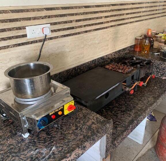 Jsr Boys Hostel Pratap Nagar