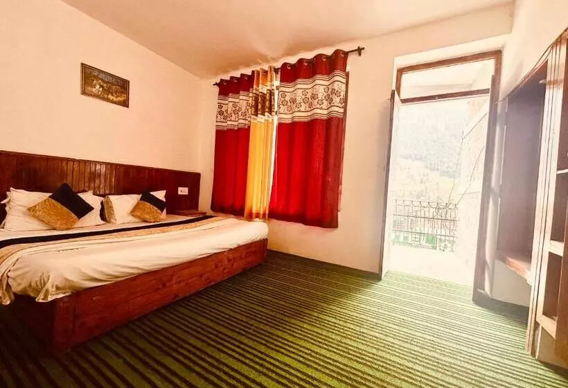 پانسیون The Daulat   A Luxury Stay