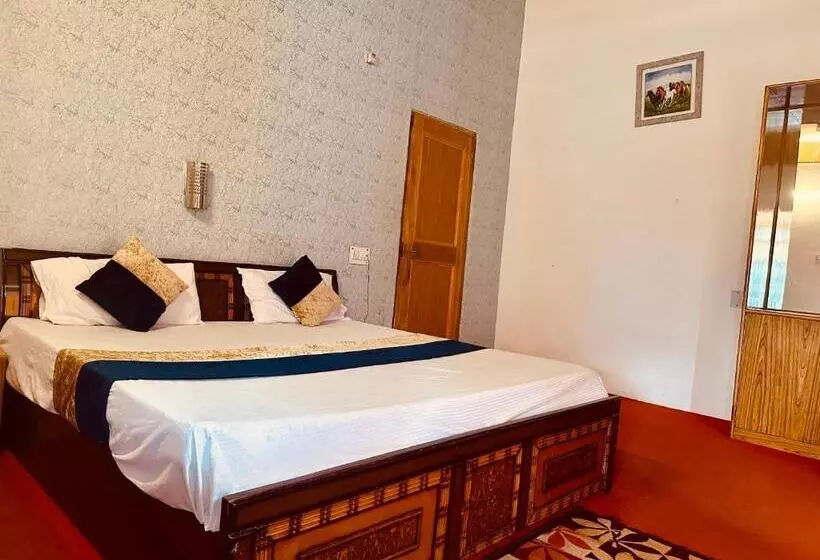 پانسیون The Daulat   A Luxury Stay