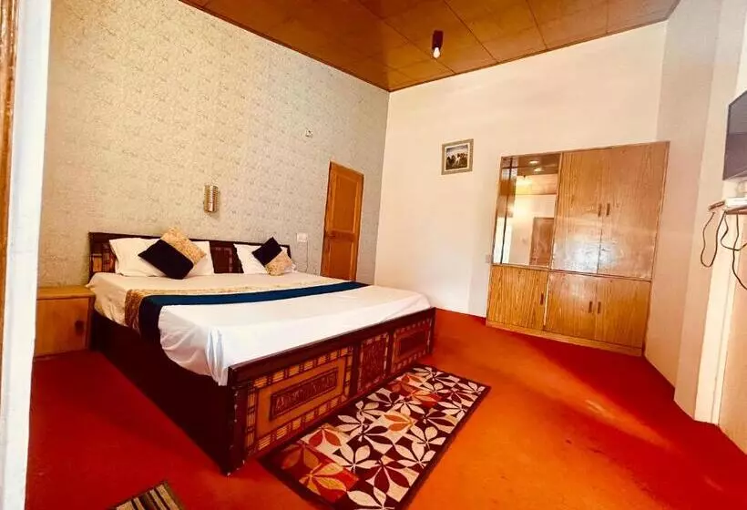 پانسیون The Daulat   A Luxury Stay