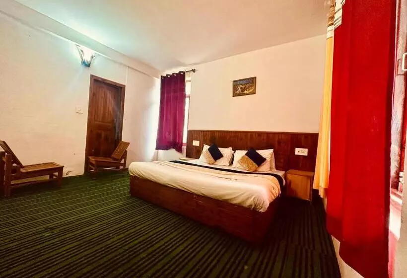 پانسیون The Daulat   A Luxury Stay