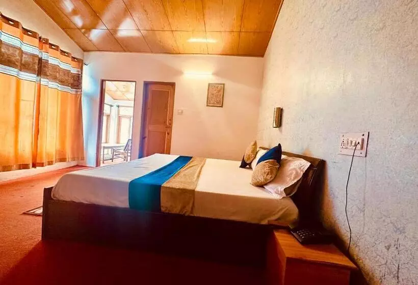 پانسیون The Daulat   A Luxury Stay