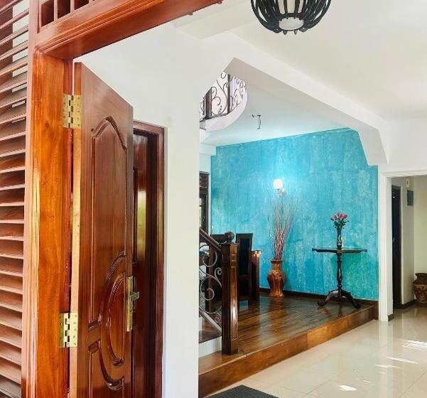 אתר נופש Villa Gajeru Walawwa By W Lanka