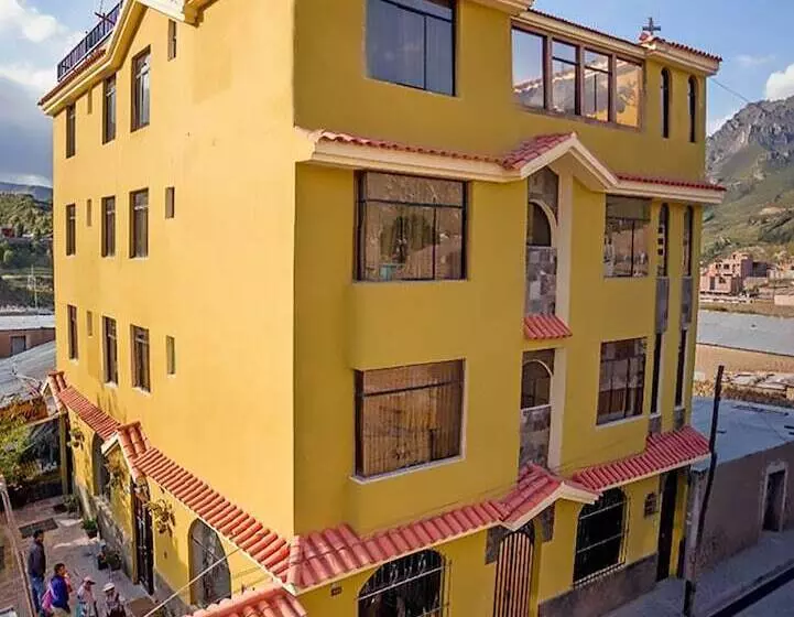 ホテル Colibrí Inn