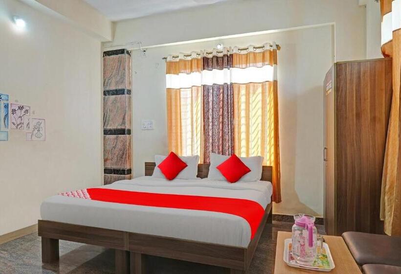 Hotel Flagship Chalukya Comforts