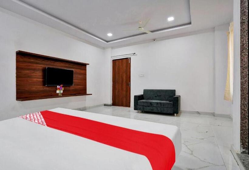 ホテル O Raj Villas