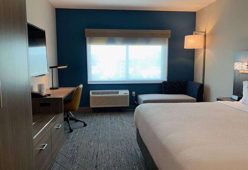 هتل Holiday Inn Express & Suites Courtenay Comox, An Ihg