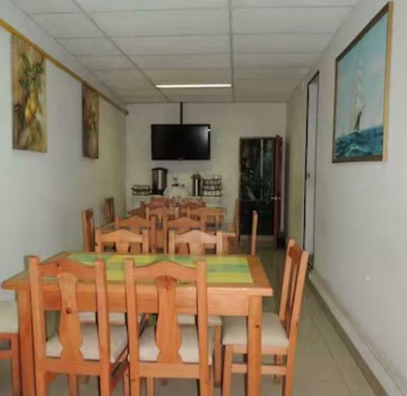 膳宿费 Acogedora Habitación En El Centro De Santiago