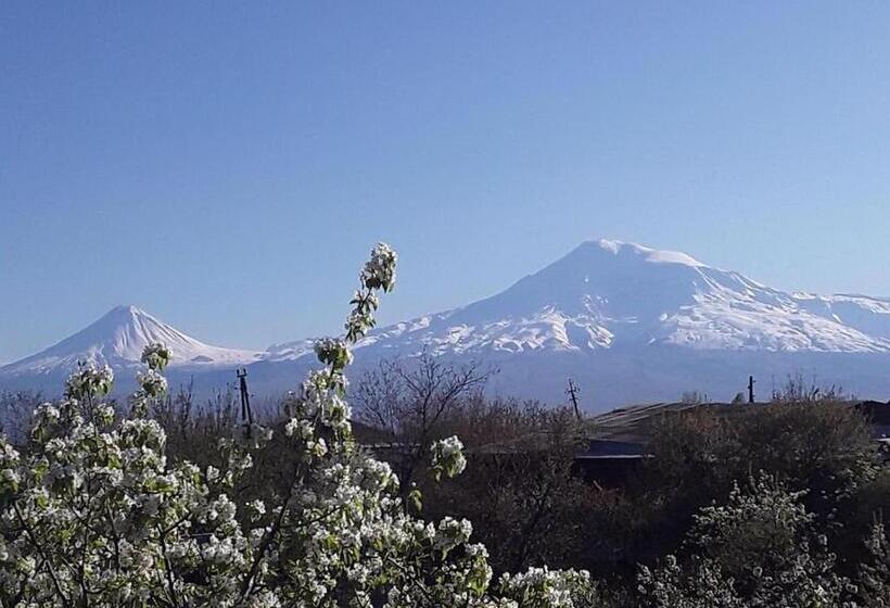 צימר Artgarden Family House