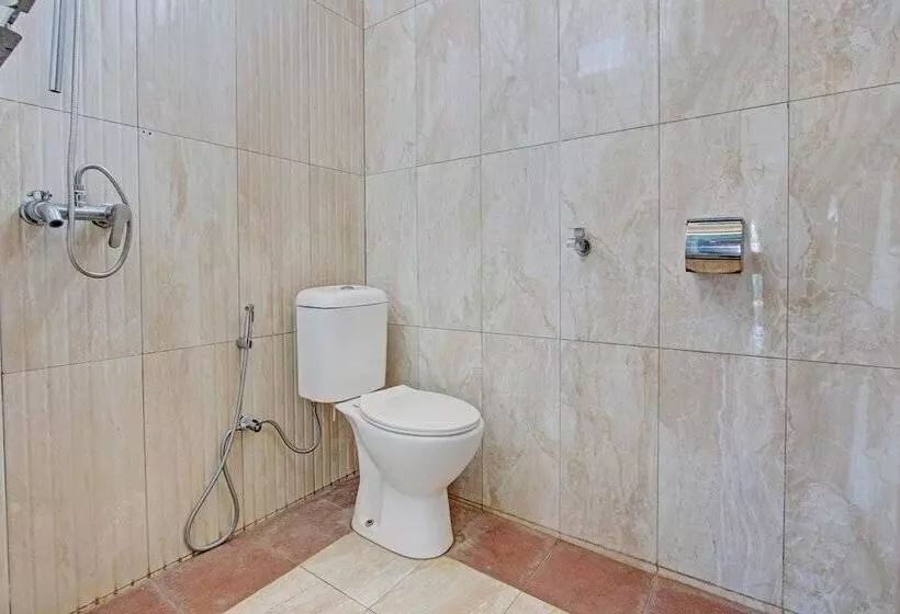 Hotelli Oyo 92294 Amole Homestay Syariah