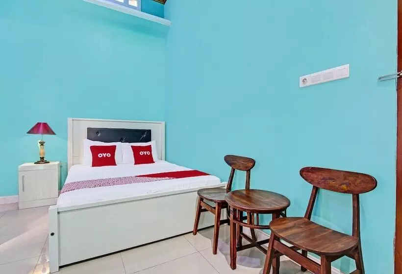 Hotelli Oyo 92294 Amole Homestay Syariah