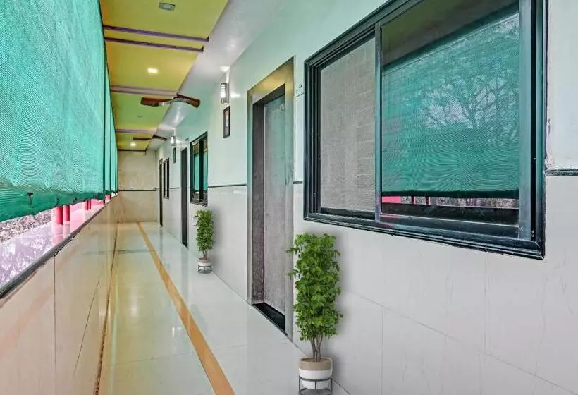 Spot On Hotel Sai Leela Residency