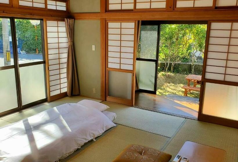 هاستل Sea Dweller