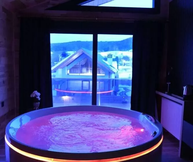 Aamiaismajoitus (B&B) Abant Sedir Park Butik Otel