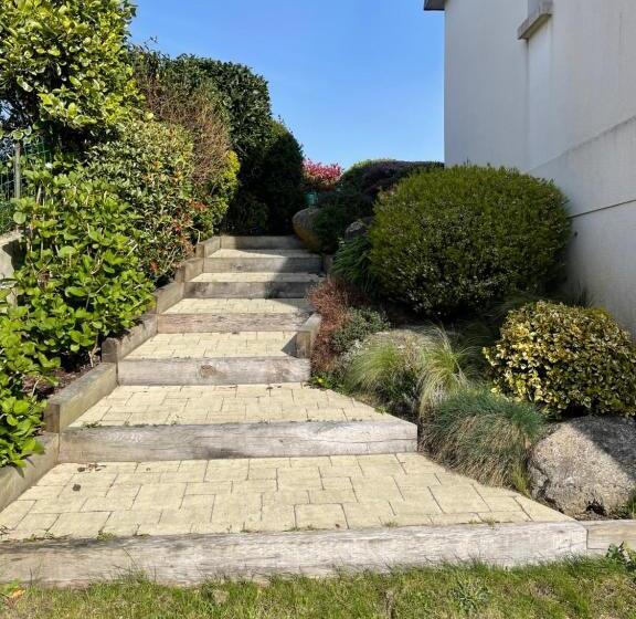 민박 Brest And Breakfast Vue Mer