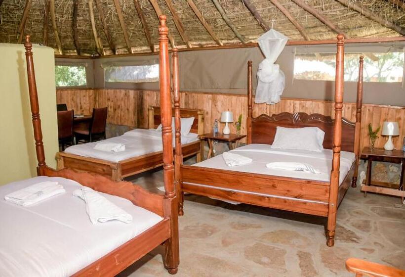 בית מלון כפרי Giraffe Hills Mara Camp