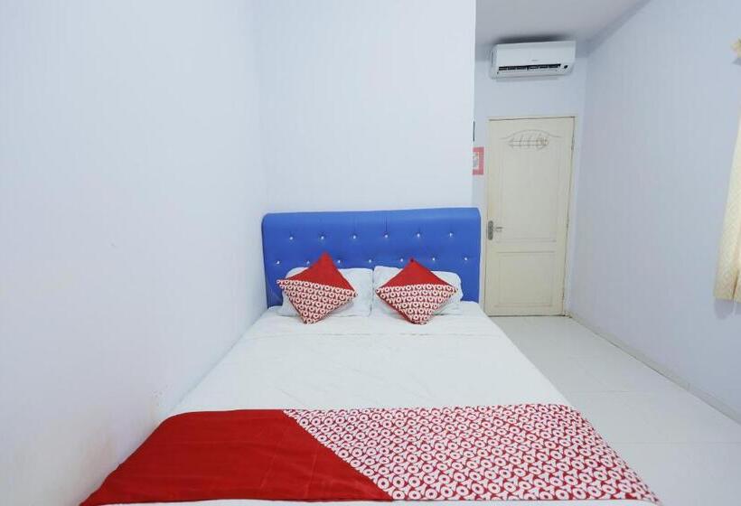 فندق Oyo 92261 Aulia Homestay Syariah
