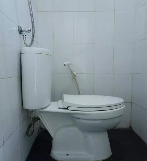 Hotelli Oyo 92261 Aulia Homestay Syariah