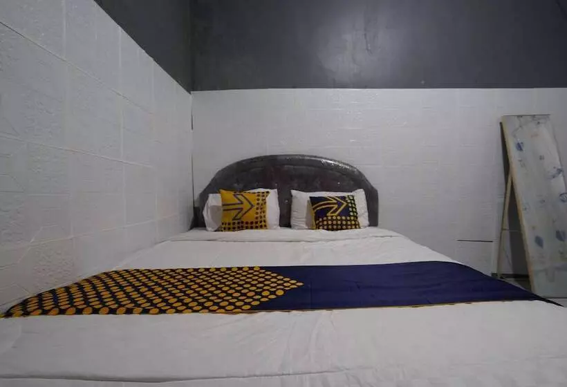 ホテル Spot On 92269 Arjuna Homestay
