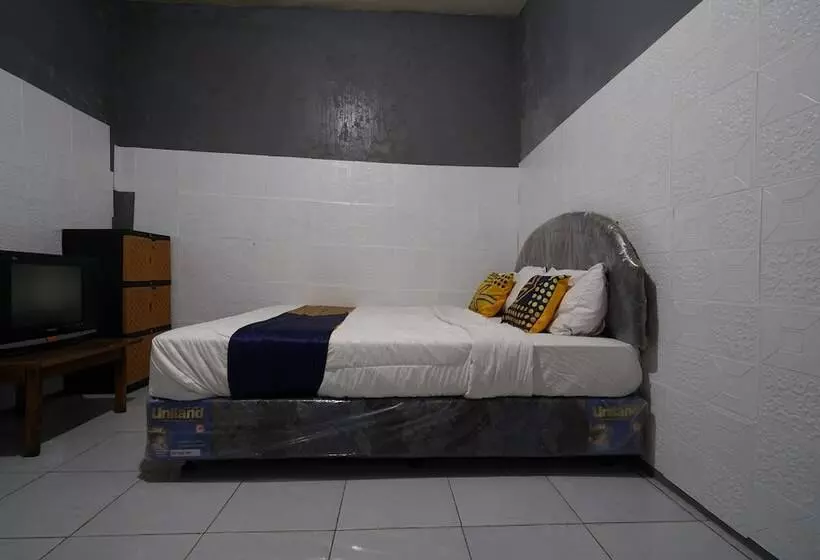 ホテル Spot On 92269 Arjuna Homestay