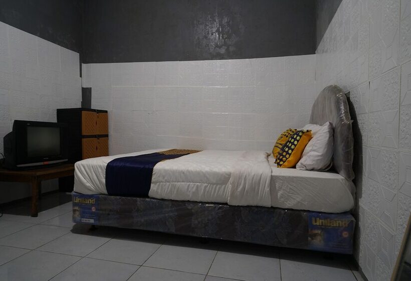 Hotel Spot On 92269 Arjuna Homestay