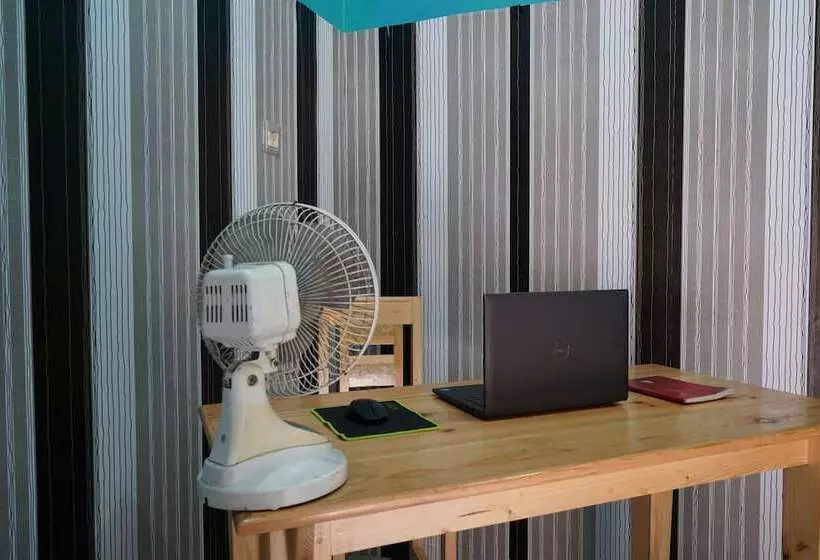 ホテル Spot On 92269 Arjuna Homestay