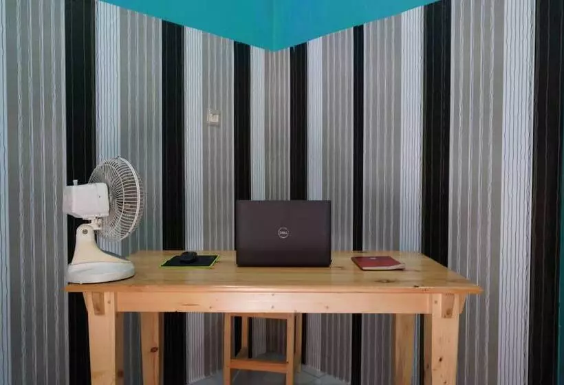 ホテル Spot On 92269 Arjuna Homestay