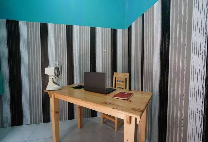 ホテル Spot On 92269 Arjuna Homestay