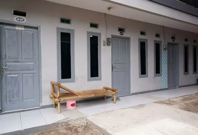 ホテル Spot On 92269 Arjuna Homestay