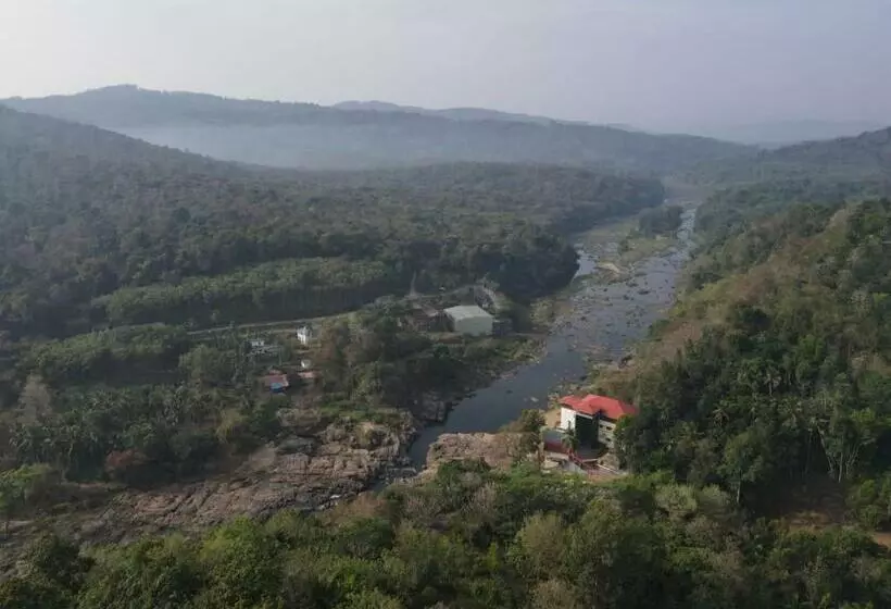 Mountain Mist Resort