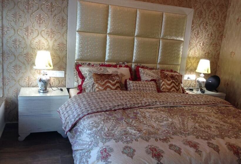 پانسیون Centaurus Apartments Islamabad