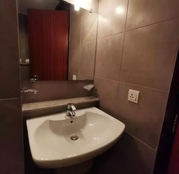 Pension  Centaurus Apartments Islamabad - İslamabat