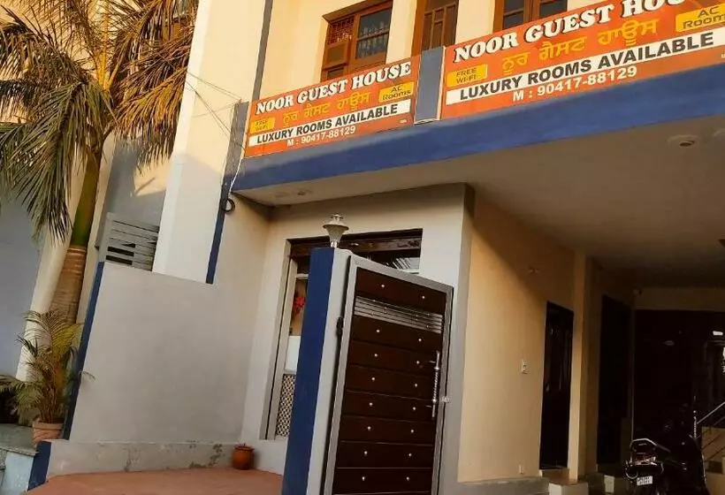 ユースホステル Noor Inn & Guest House  Couples Favorite,local Id Accepted    High Rated By Couples
