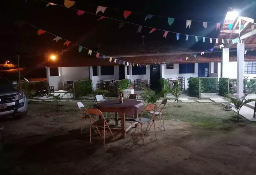 Retkeilymaja Pousada Vale Das Cachoeiras