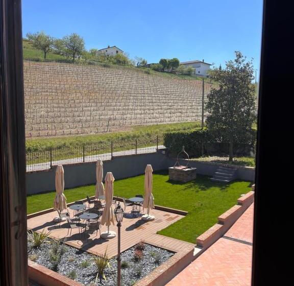 تختخواب و صبحانه Cascina La Badia